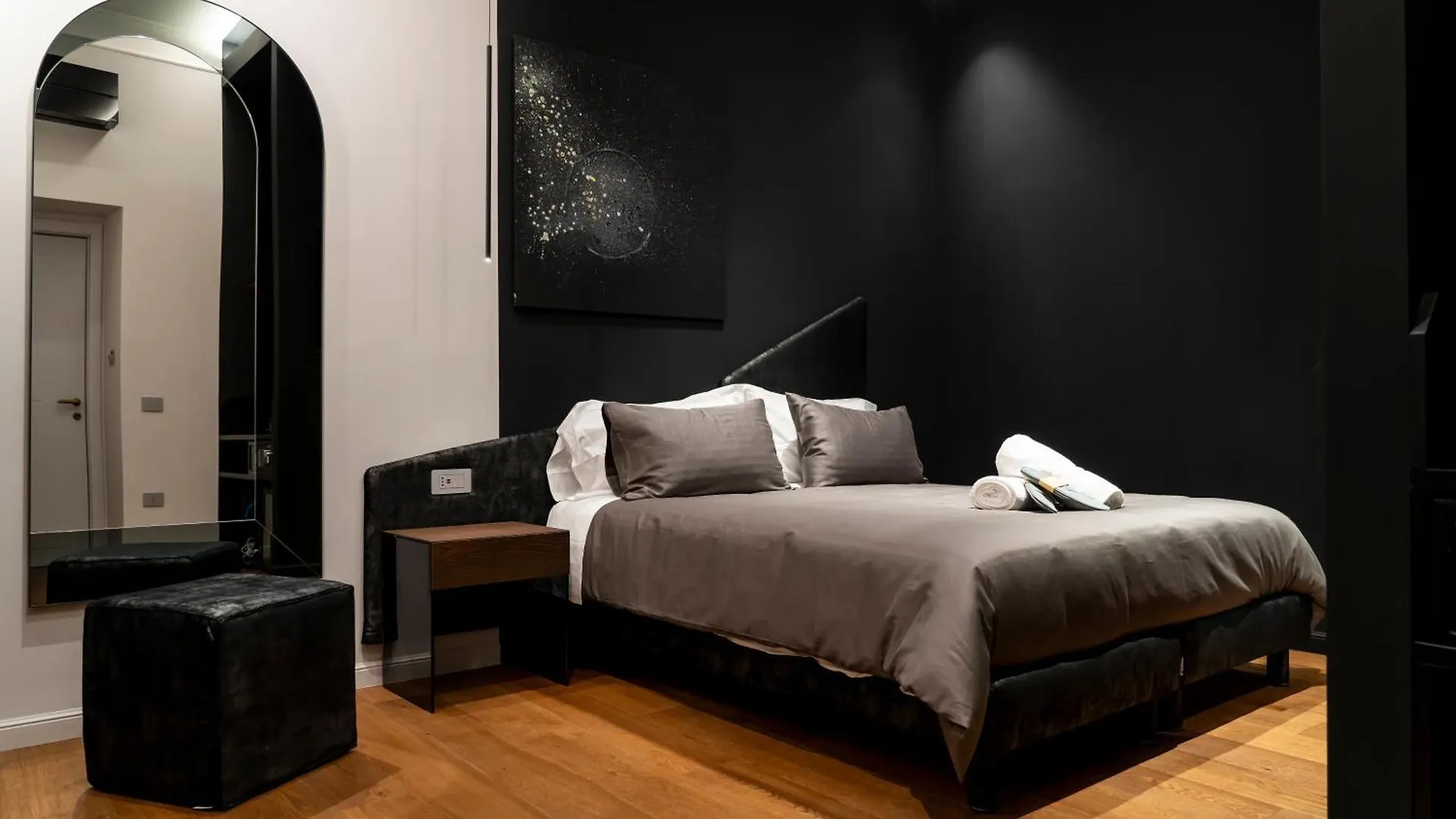 Pensjonat Panorama Host - Fuaje Concept Rooms Chiaia Neapol Włochy