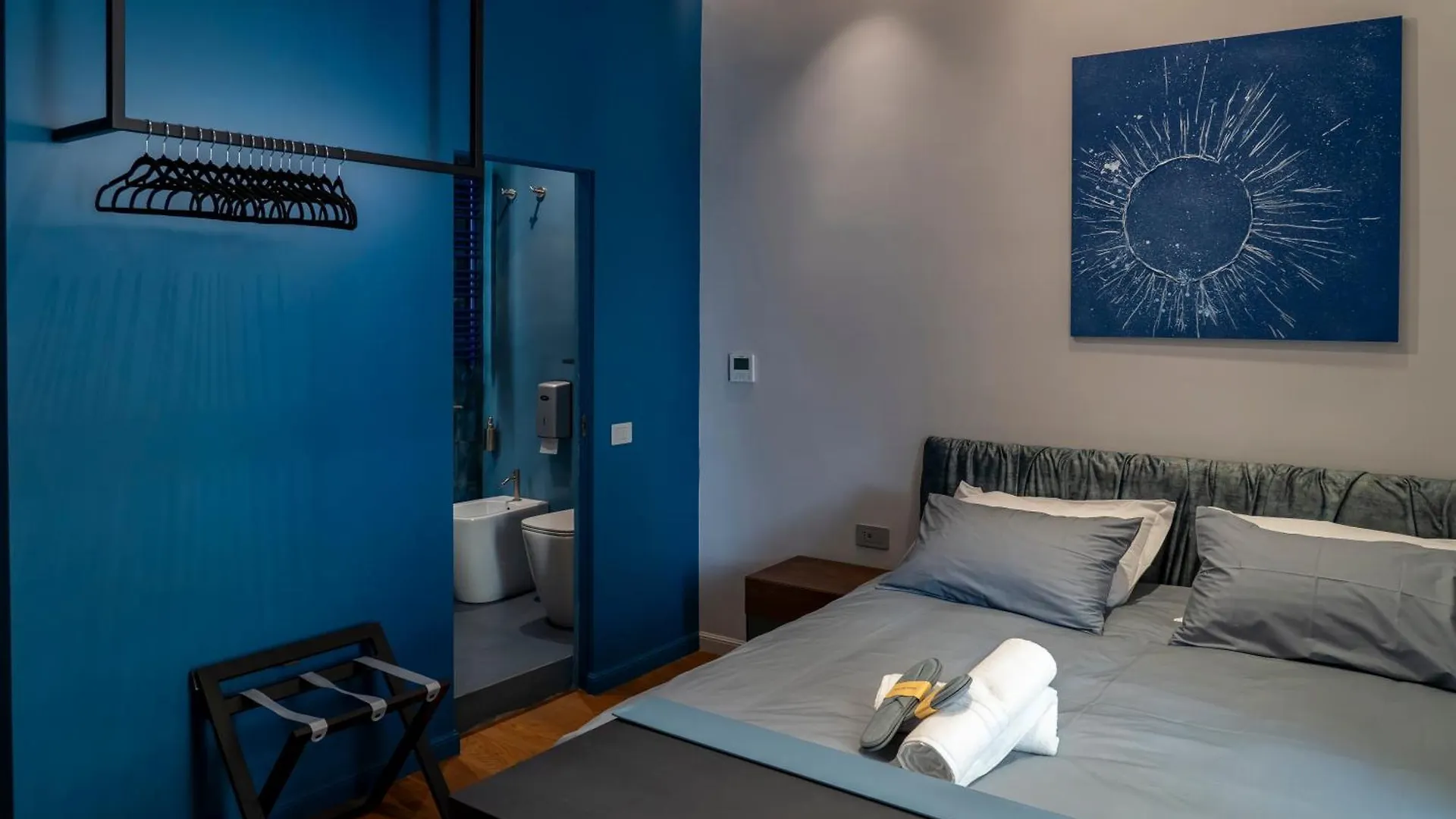 Panorama Host - Fuaje Concept Rooms Chiaia Neapol 0*,  Włochy